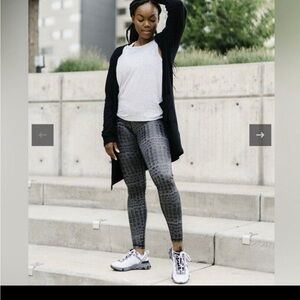 ZYIA Black and Gray Patterned Leggings